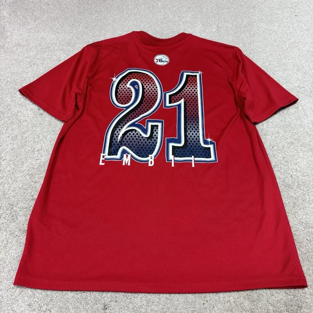 NBA T-Shirt 76ers Red Short Sleeve Men’s Size Large